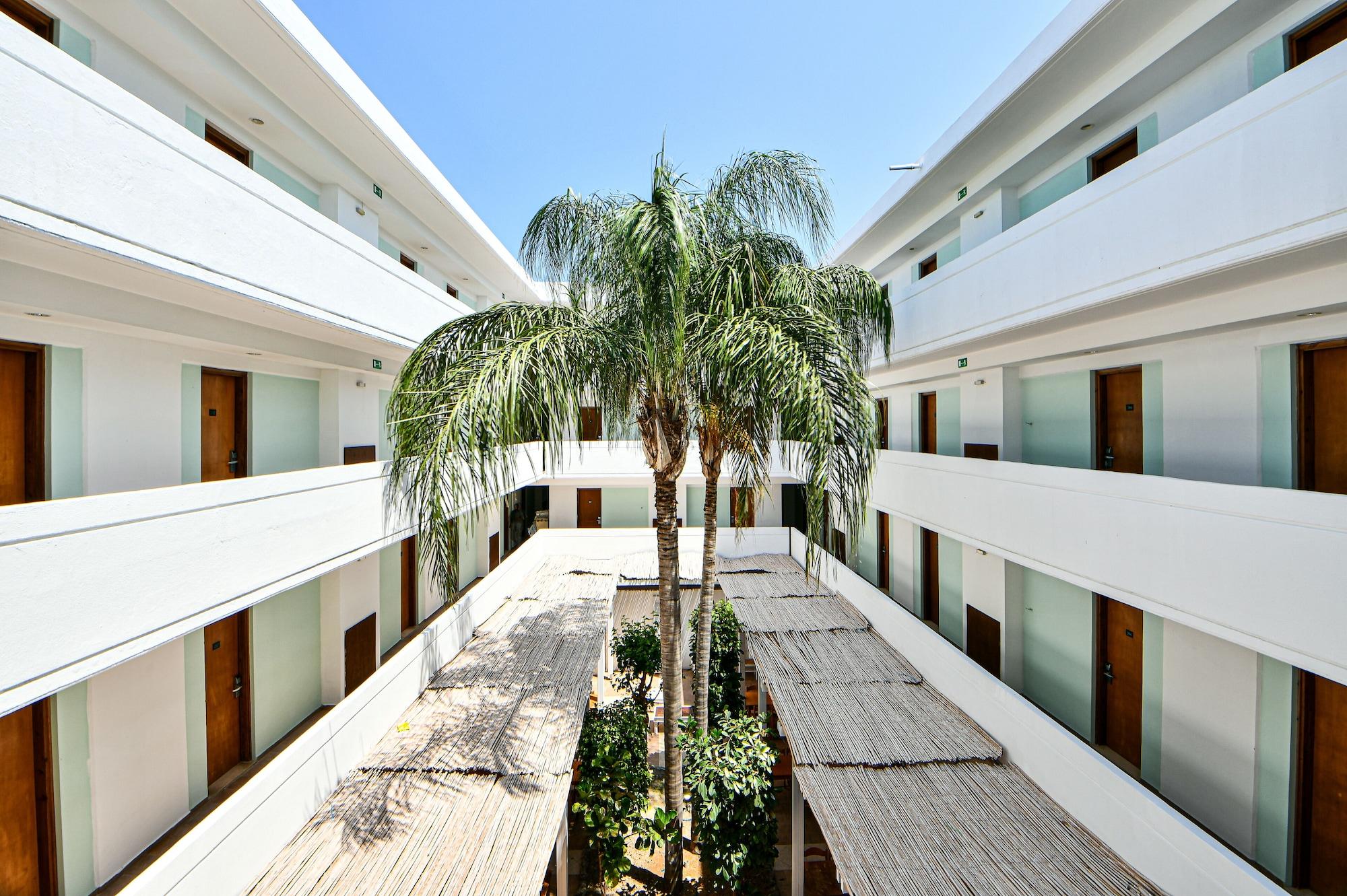 Forum Beach Lalyssos Екстериор снимка