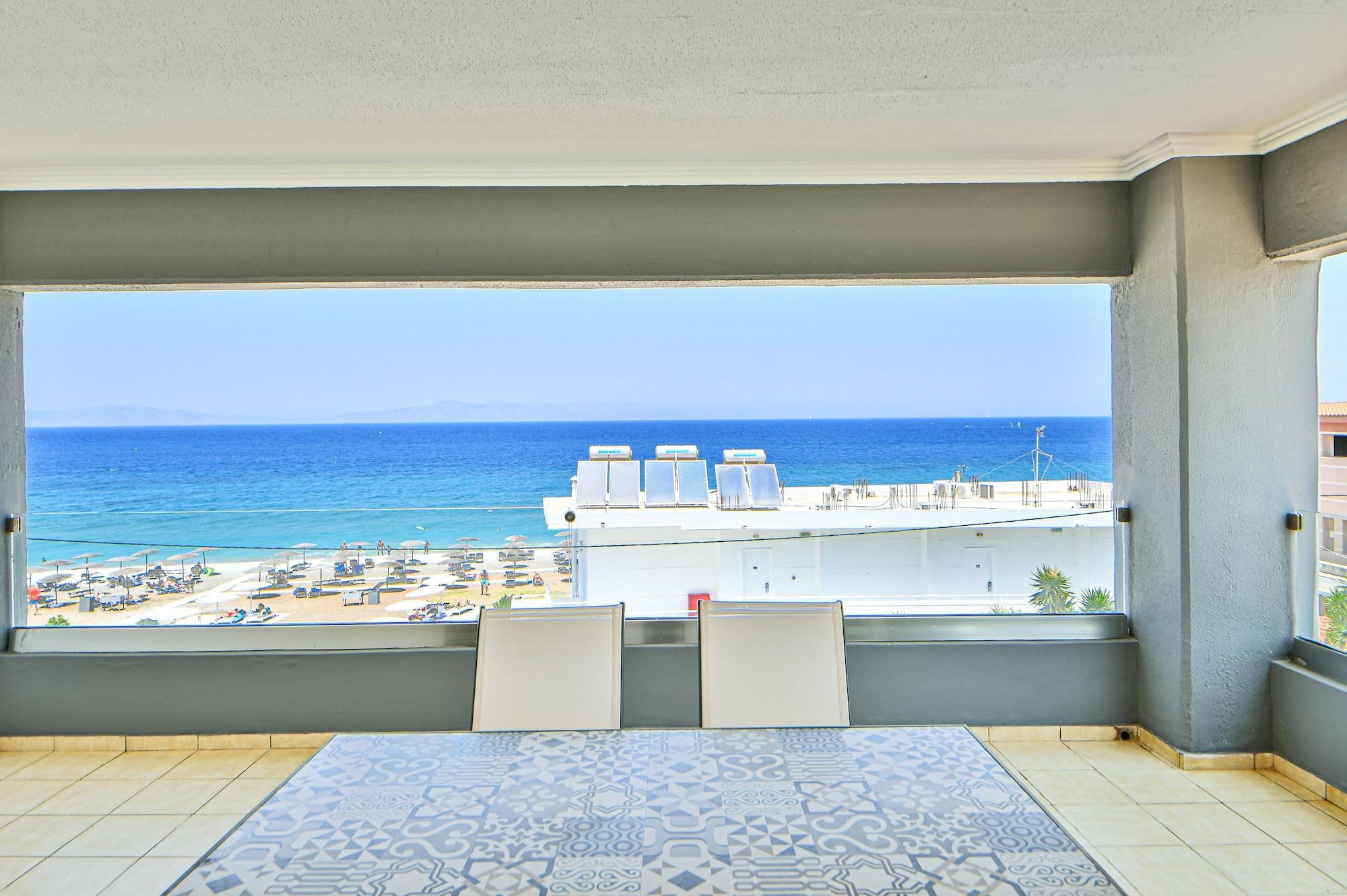 Forum Beach Lalyssos Екстериор снимка